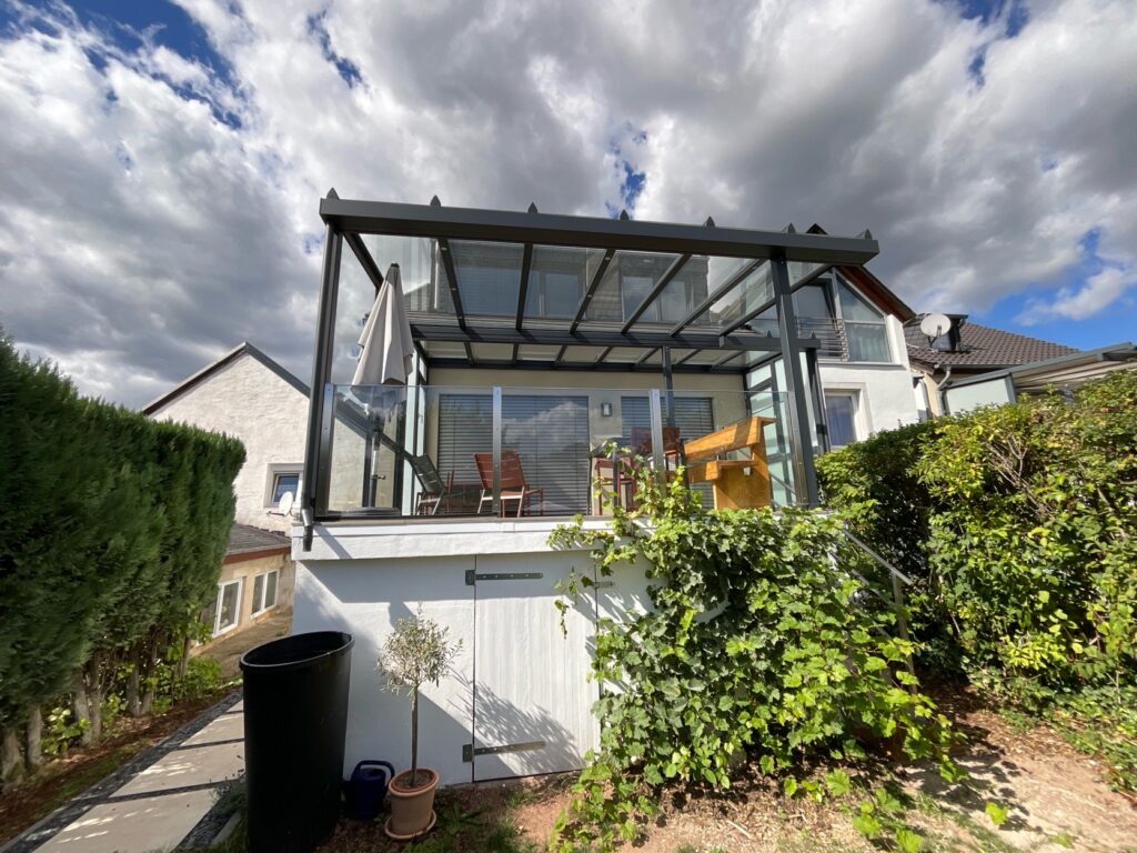 Terrassendach in Föhren